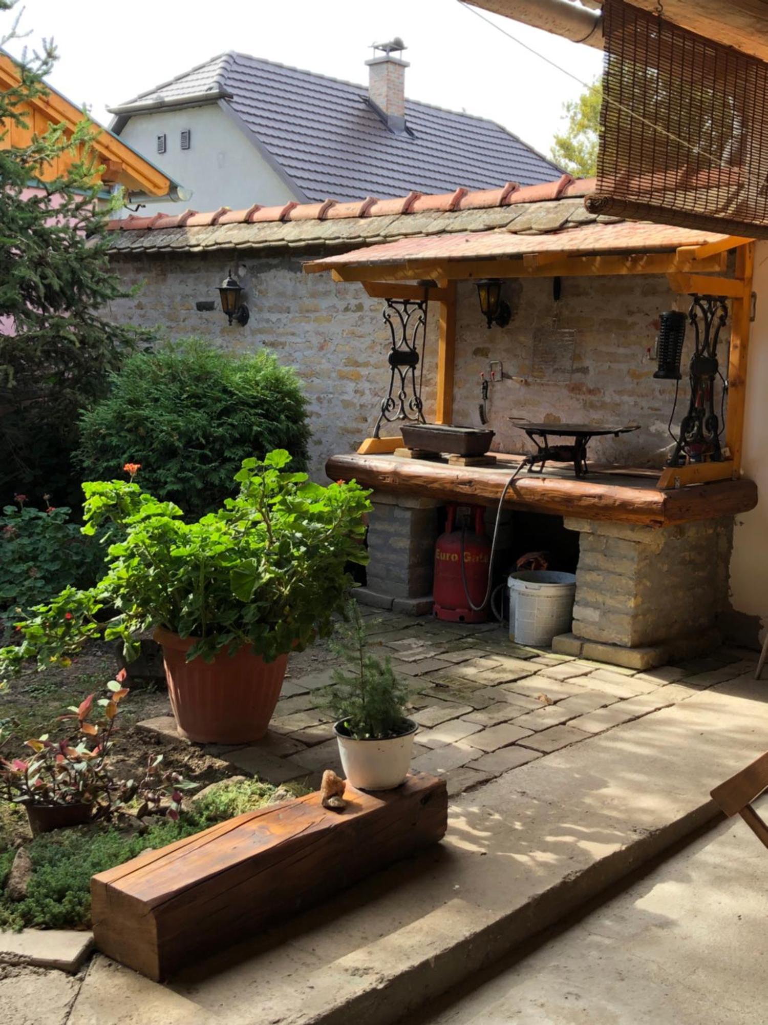 Nantucket Guesthouse Vrbas Dış mekan fotoğraf